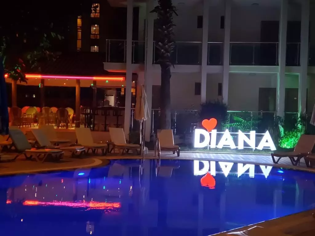 کلاب دیانا مارماریس